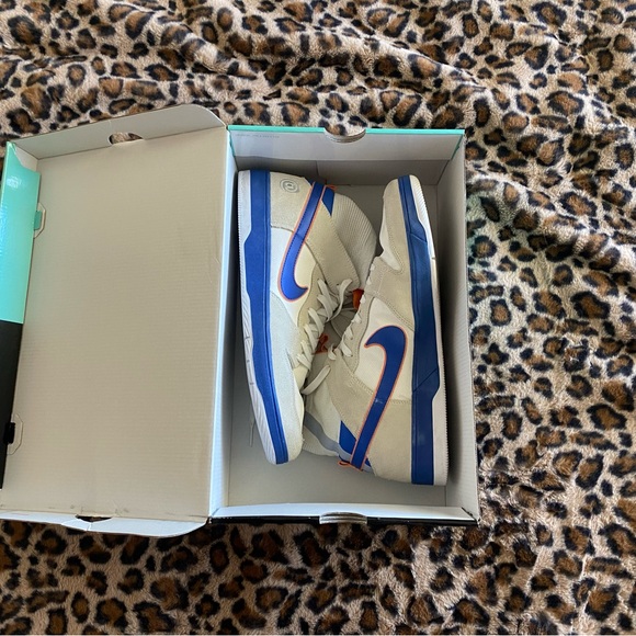 nike sb zoom dunk high elt qs